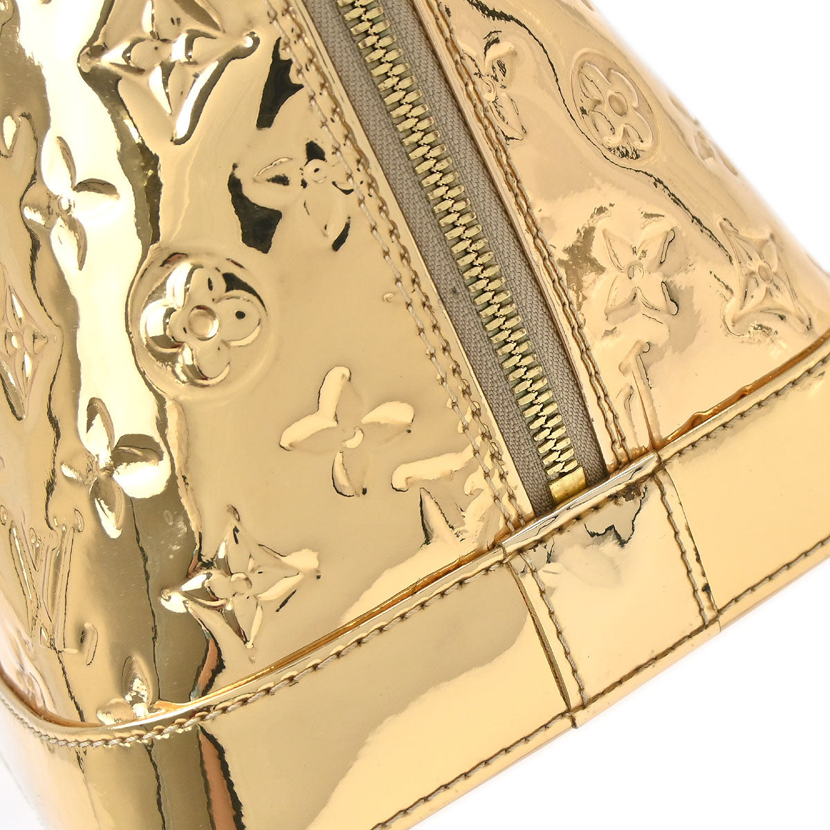Louis Vuitton Gold Monogram Miroir Alma MM Handbag M93624
