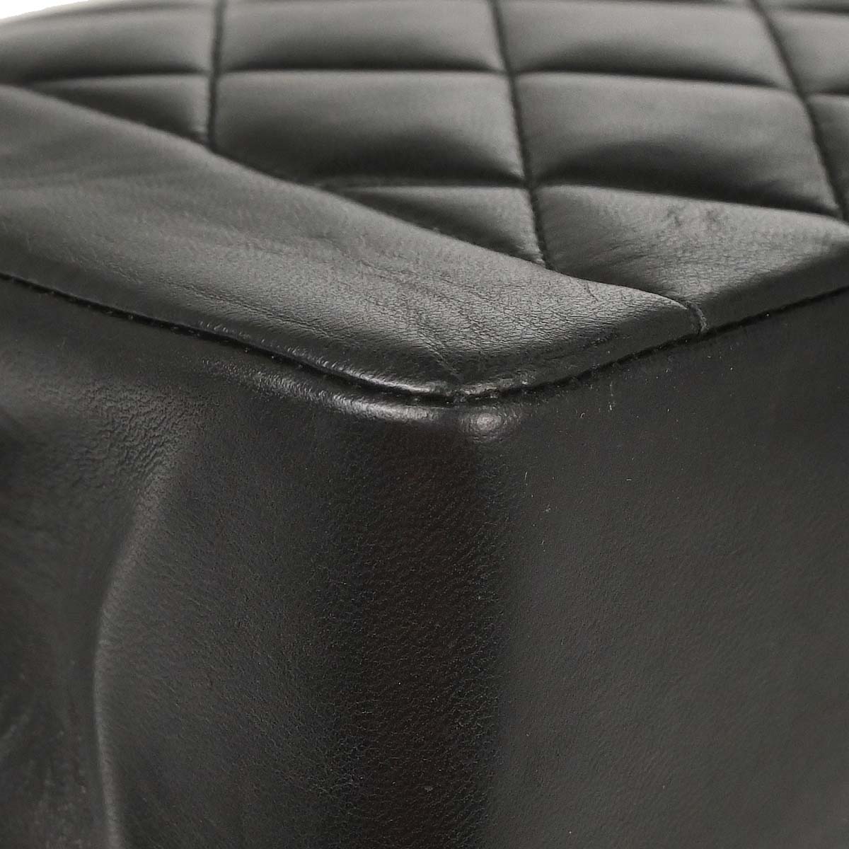 Chanel 1991-1994 Black Lambskin Medium Diana Shoulder Bag