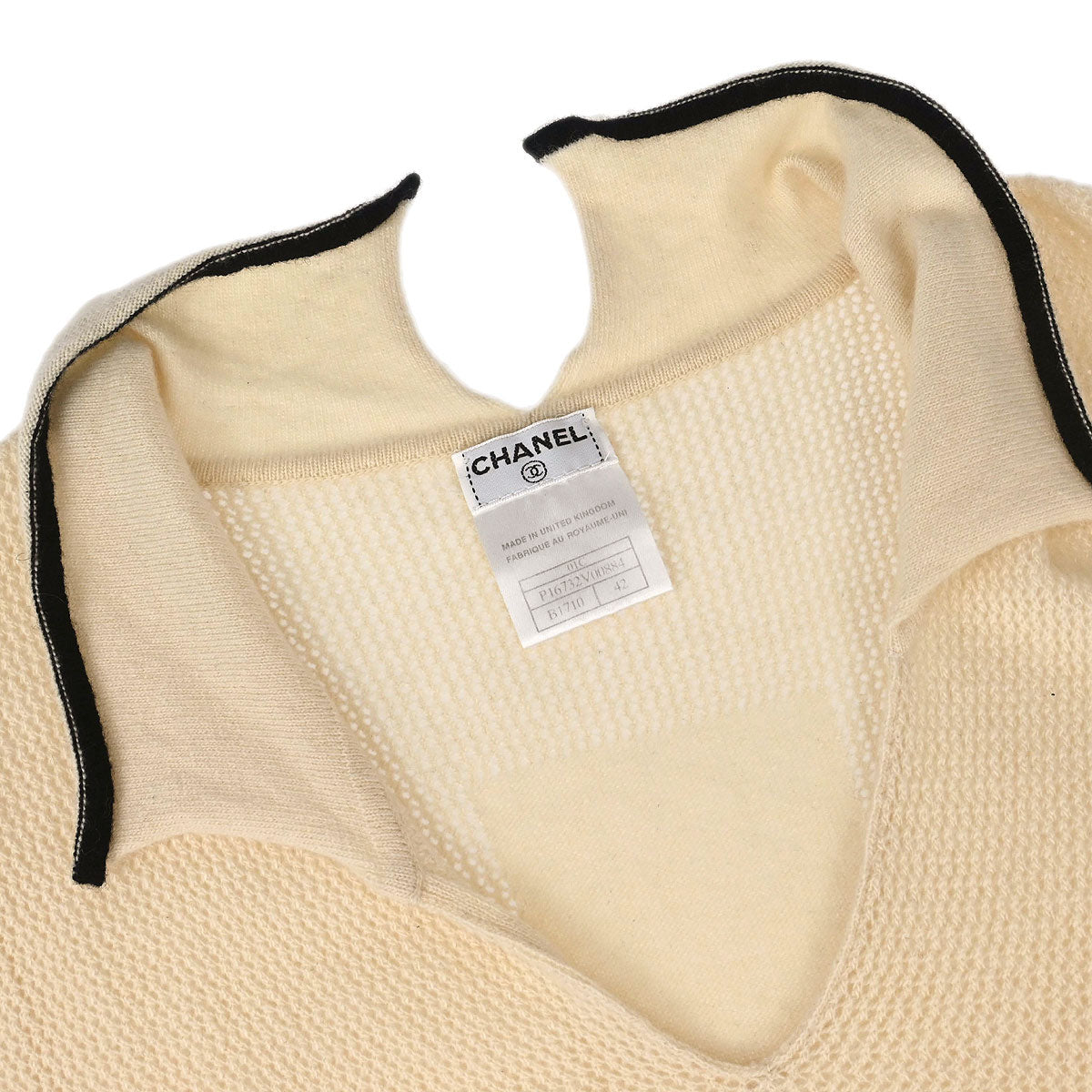 Chanel 2001 Top Ivory #42