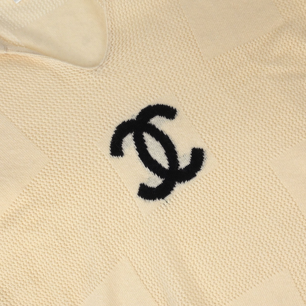 Chanel 2001 Top Ivory #42