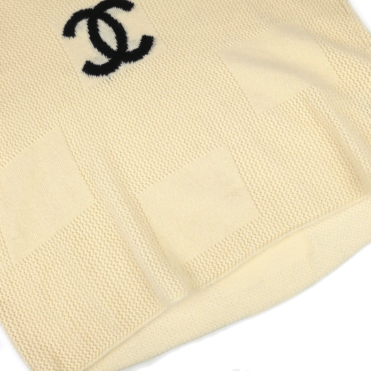 Chanel 2001 Top Ivory #42