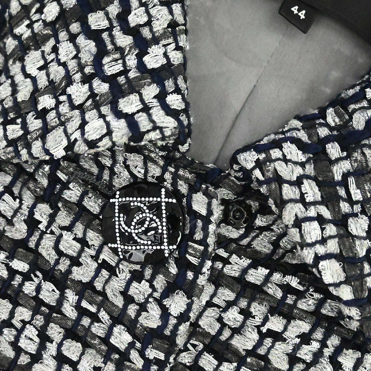 Chanel 2018-2019 Single Breasted Tweed Jacket Gray #44