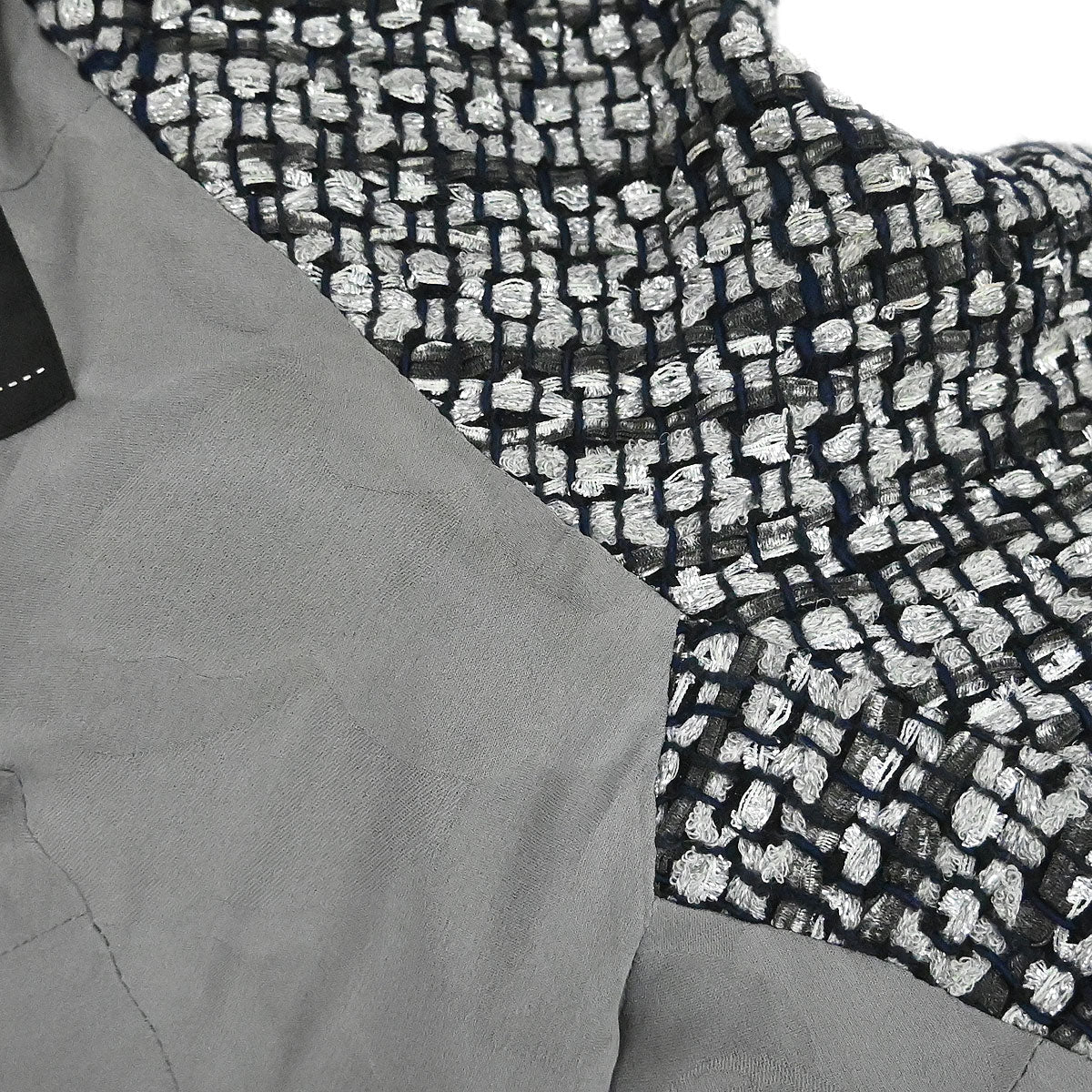 Chanel 2018-2019 Single Breasted Tweed Jacket Gray #44