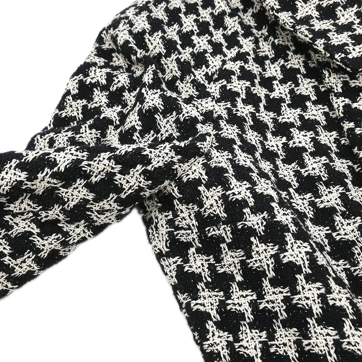 Chanel 2009 Single Breasted Houndstooth Jacket Tweed Black #38