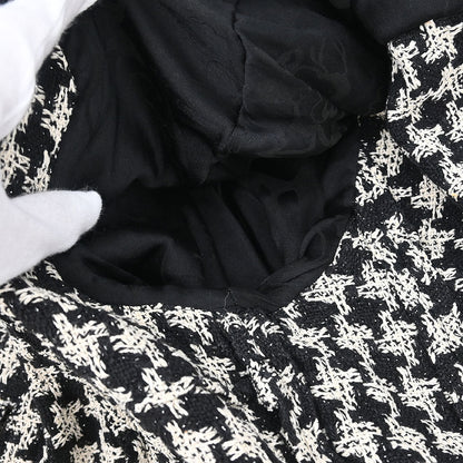 Chanel 2009 Single Breasted Houndstooth Jacket Tweed Black #38