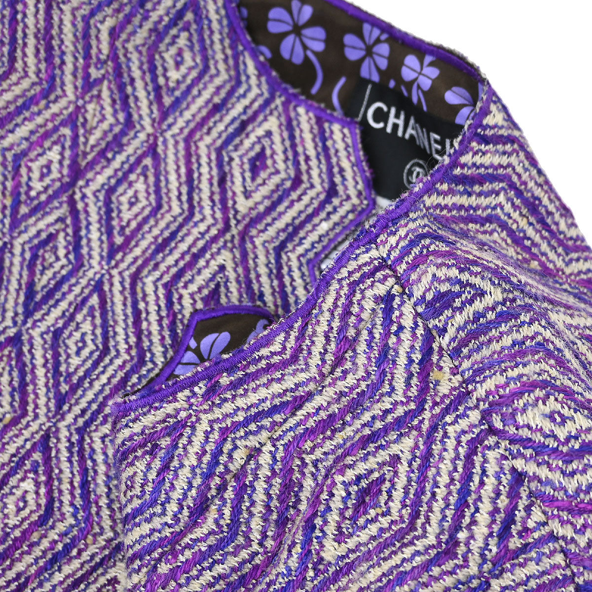 Chanel 2001 Collarless Jacket Purple #40