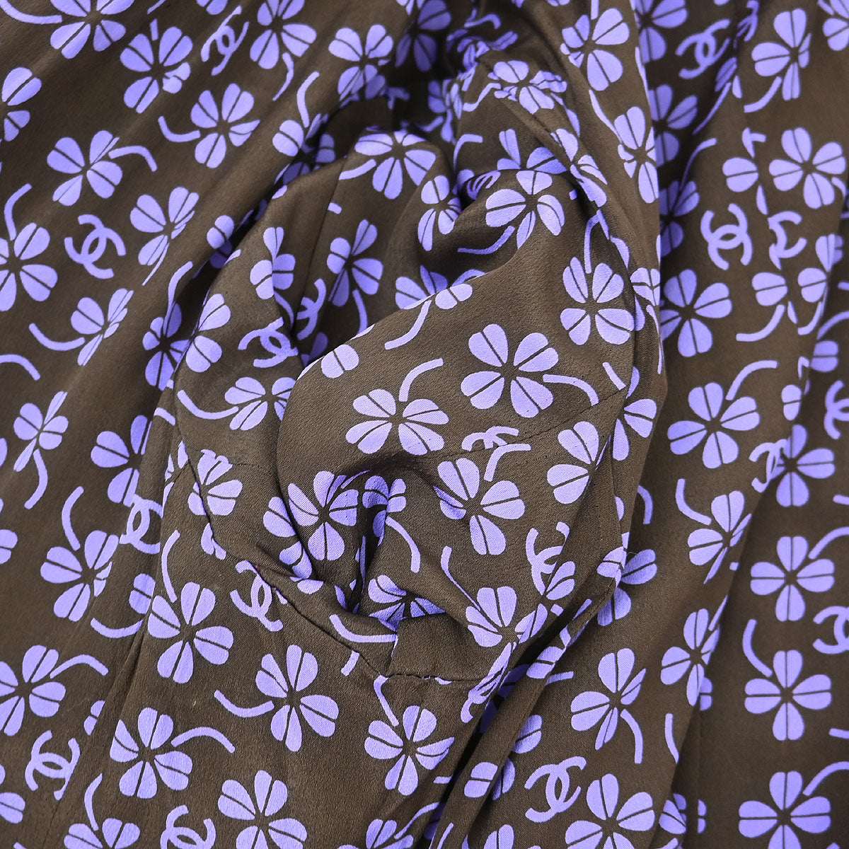 Chanel 2001 Collarless Jacket Purple #40