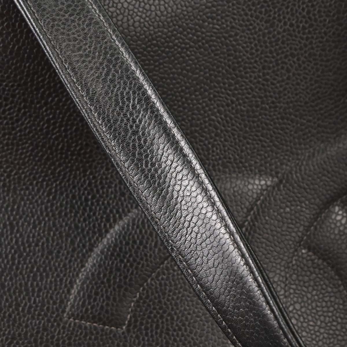 Chanel 1996-1997 Black Caviar Skin Tote Handbag