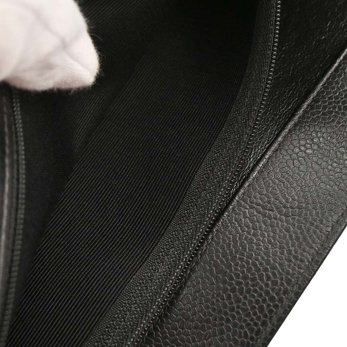Chanel 1996-1997 Black Caviar Skin Tote Handbag