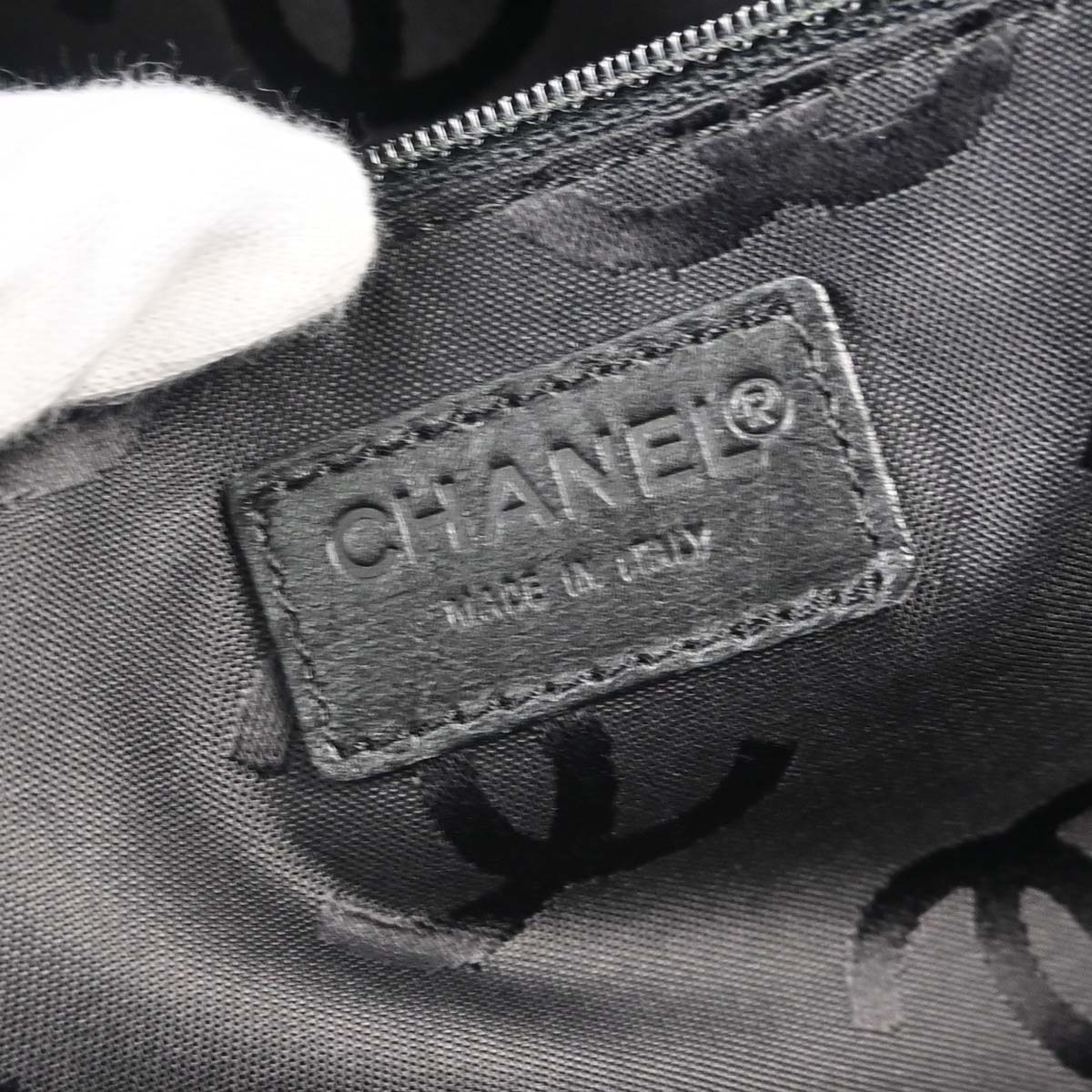 Chanel 2001-2003 Black Calfskin Wild Stitch Handbag