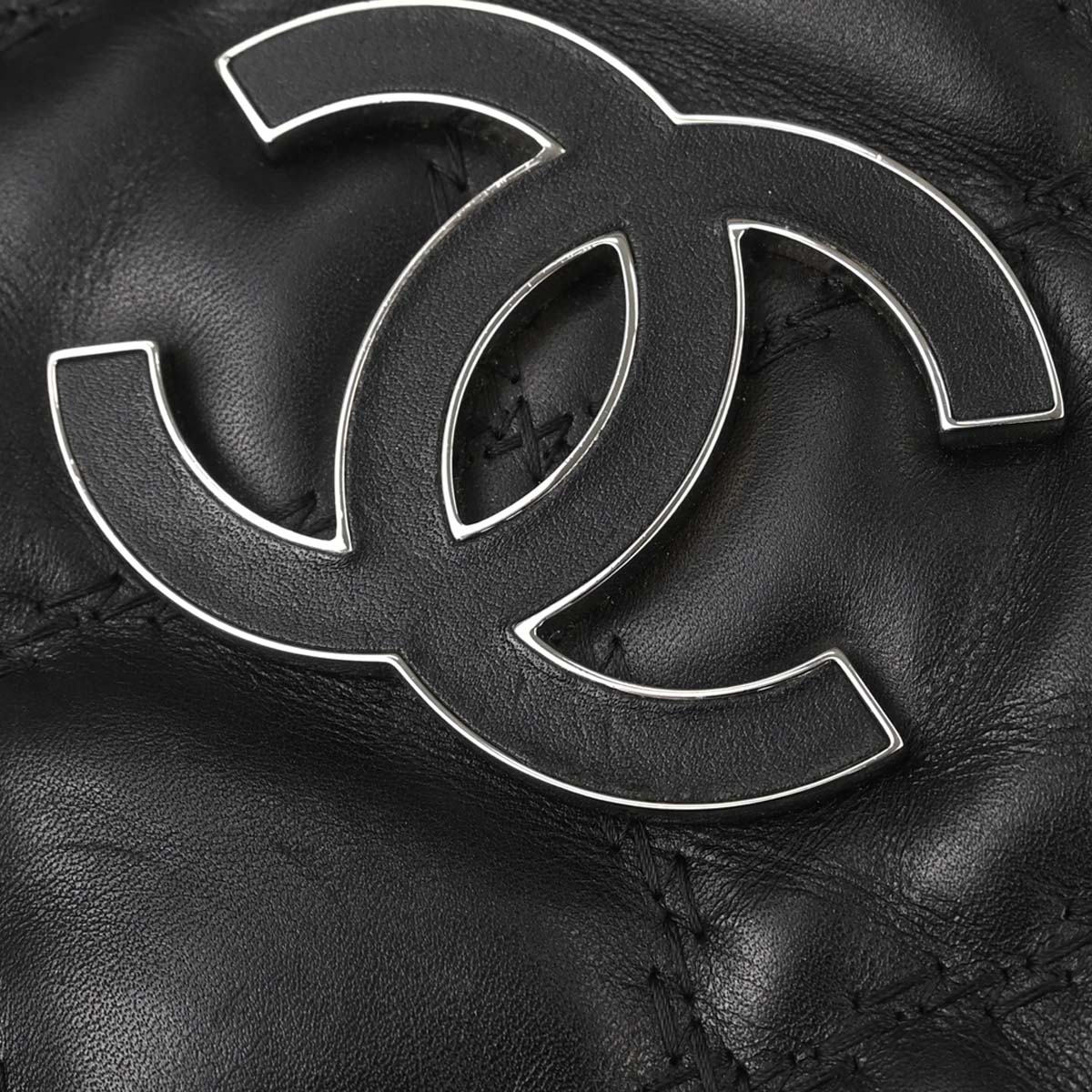 Chanel Black Lambskin Hamptons Tote Handbag