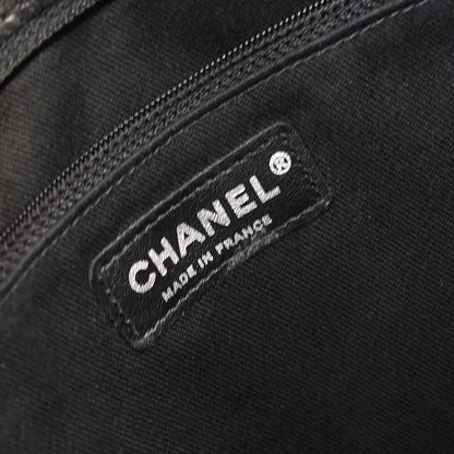 Chanel Black Lambskin Hamptons Tote Handbag