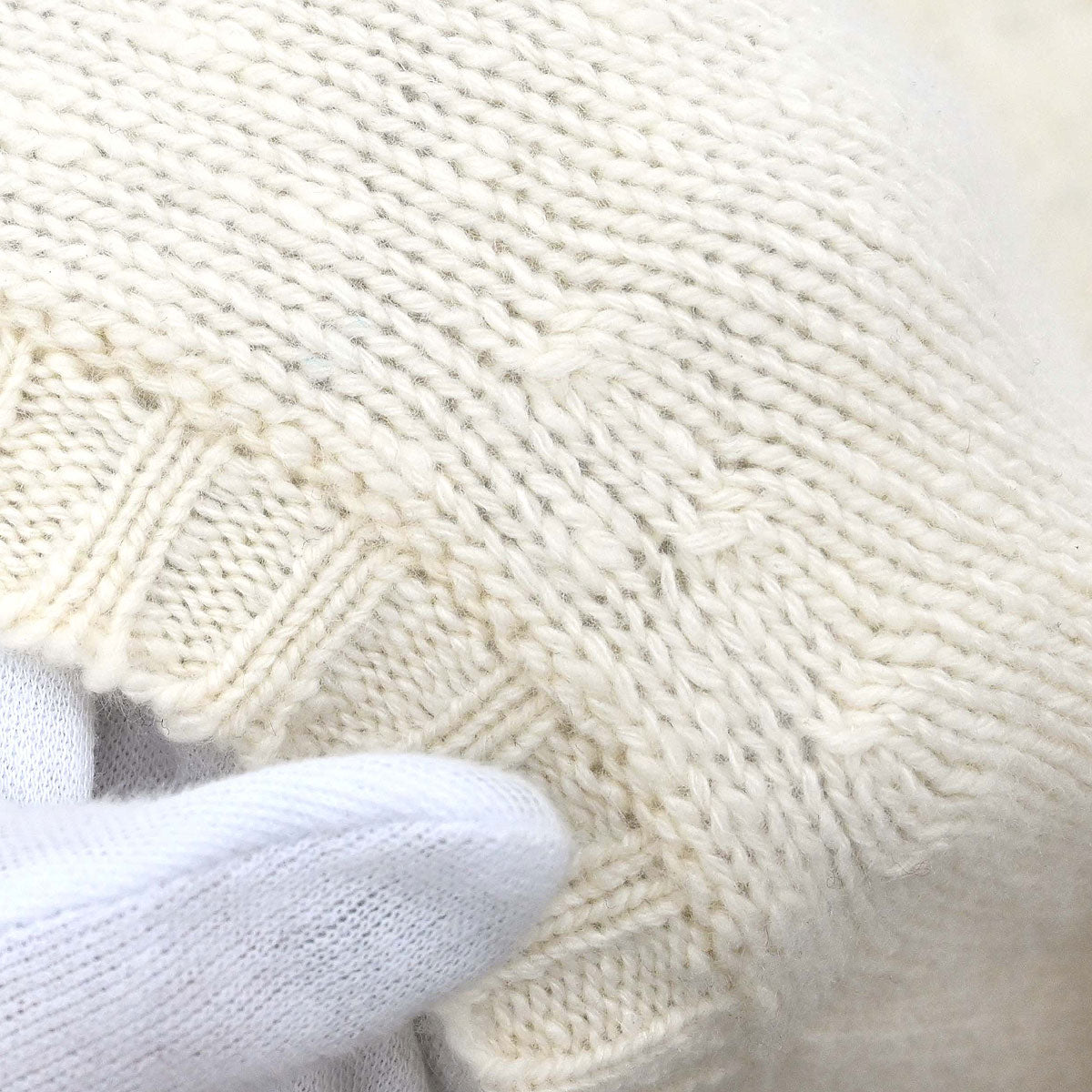 Chanel 2004 Cardigan Ivory #44