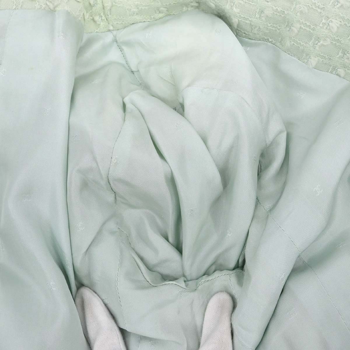 Chanel 1993 Bow Collarless Tweed Jacket Light Green #38