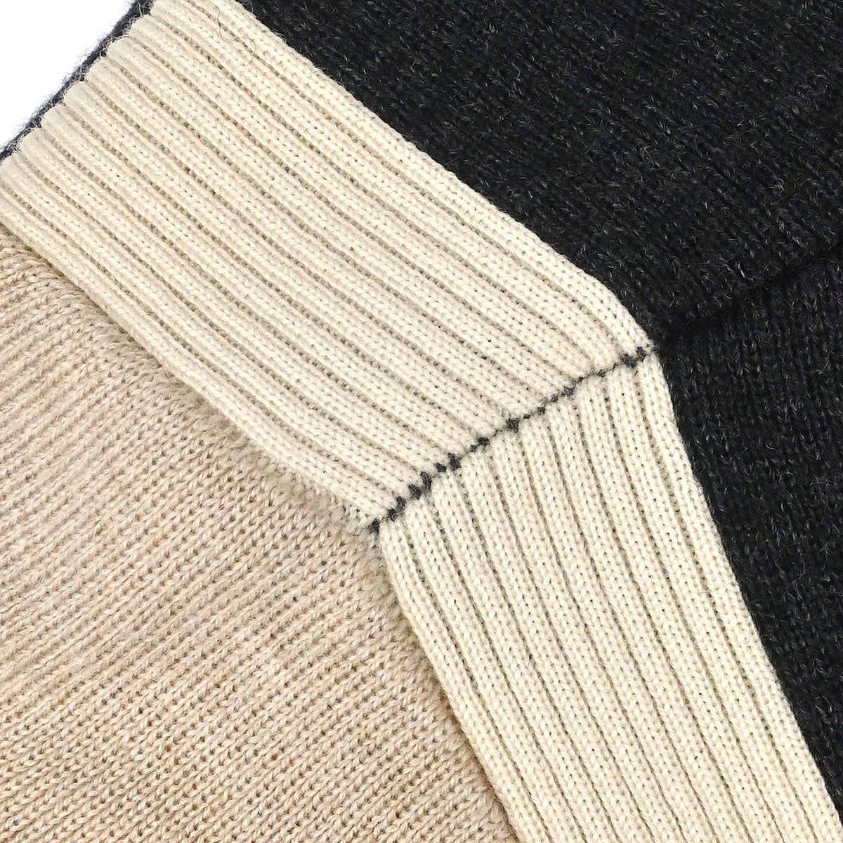 Chanel 2000 Zip Up Cardigan Gray Beige #36
