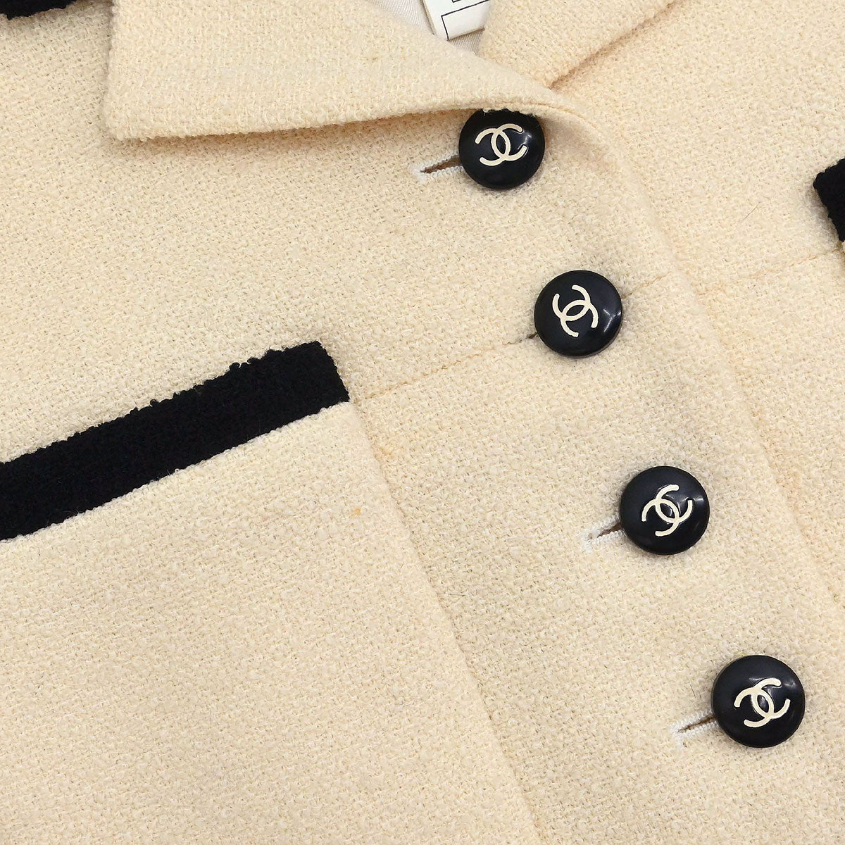 Chanel 1996 Single Breasted Jacket Ivory #44