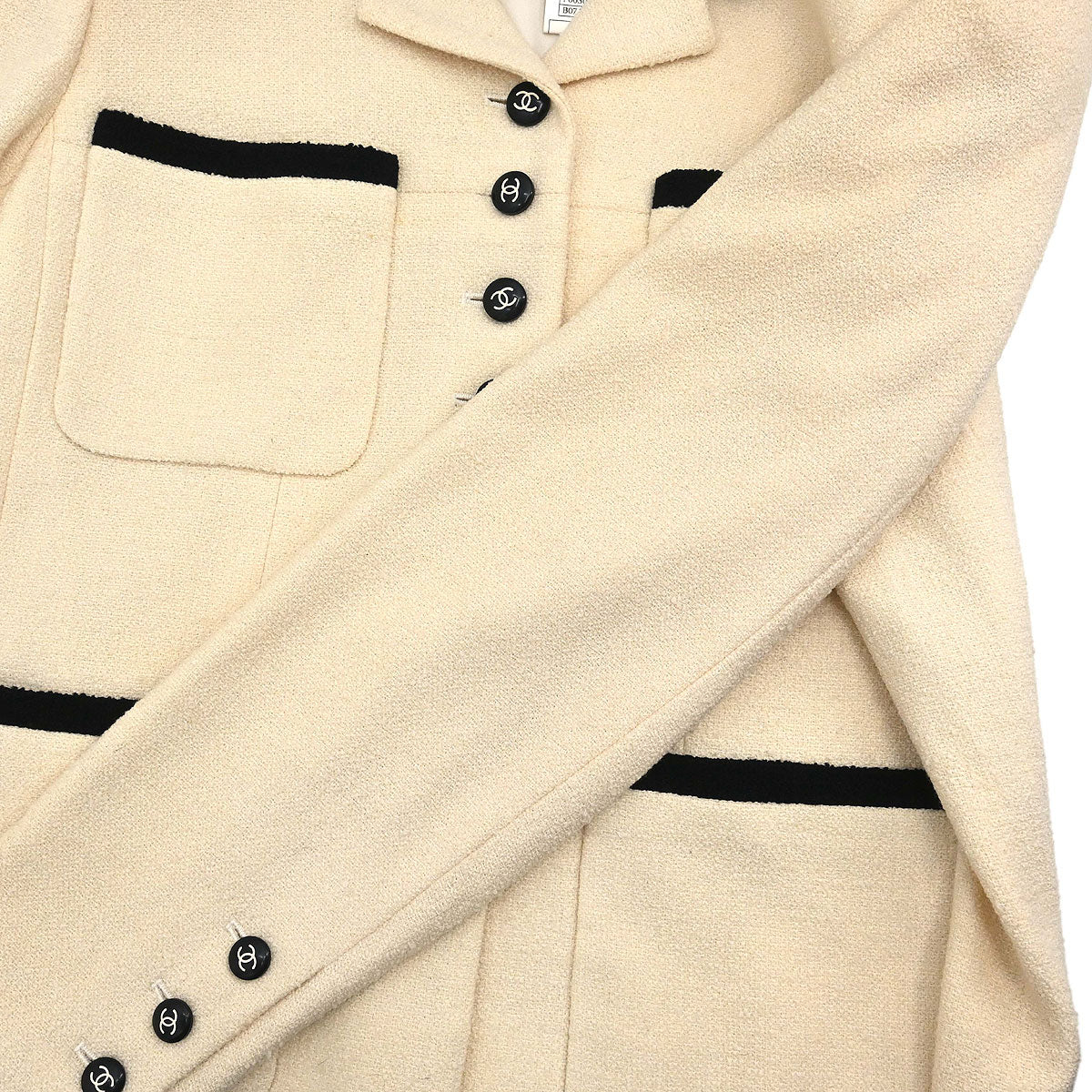 Chanel 1996 Single Breasted Jacket Ivory #44