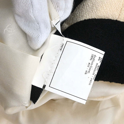 Chanel 1996 Single Breasted Jacket Ivory #44