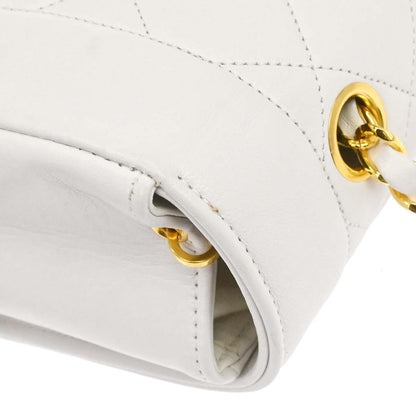 Chanel 1989-1991 White Lambskin Single Flap Chain Shoulder Bag
