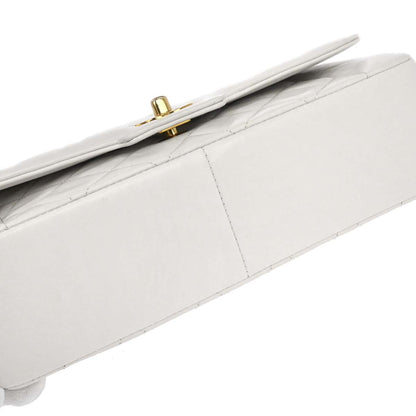 Chanel 1989-1991 White Lambskin Single Flap Chain Shoulder Bag
