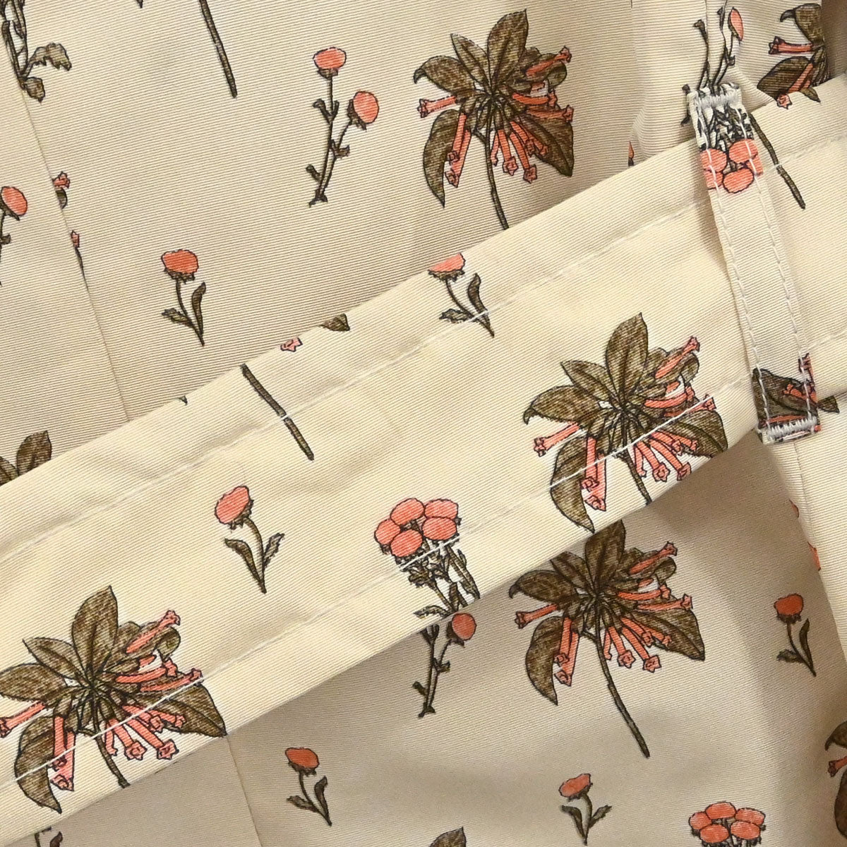 Prada 2007 Floral Trench Coat Beige #42