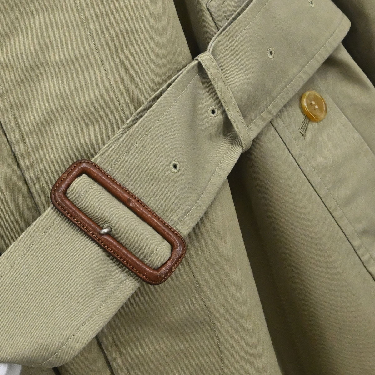 Burberrys Trench Coat Khaki