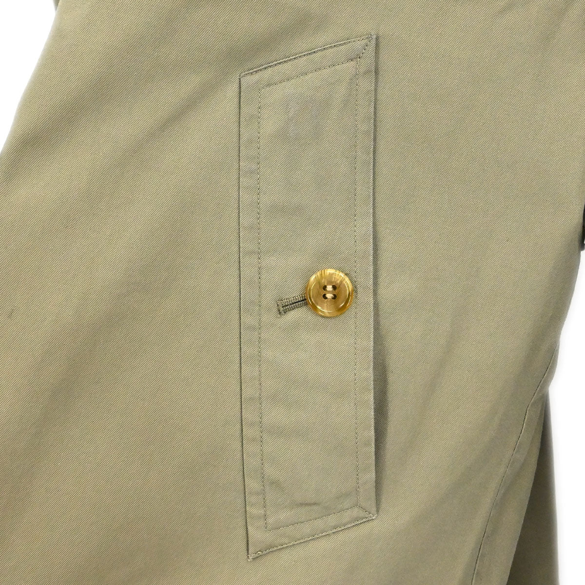 Burberrys Trench Coat Khaki