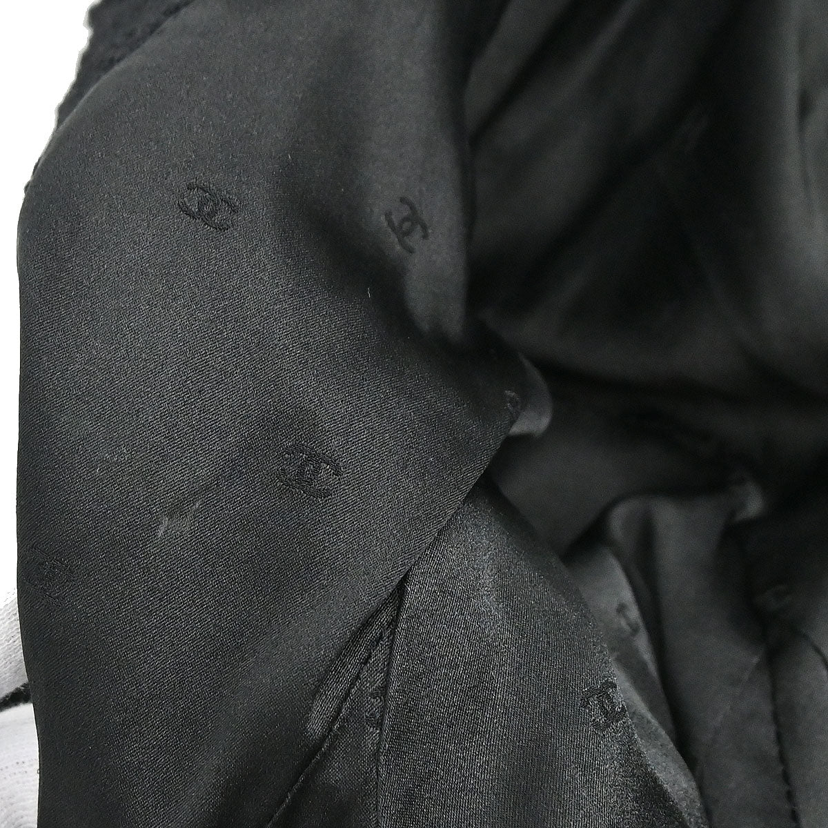 Chanel 1994AW Boutique Museum Black Jacket Braided Trim CC Buttons #34