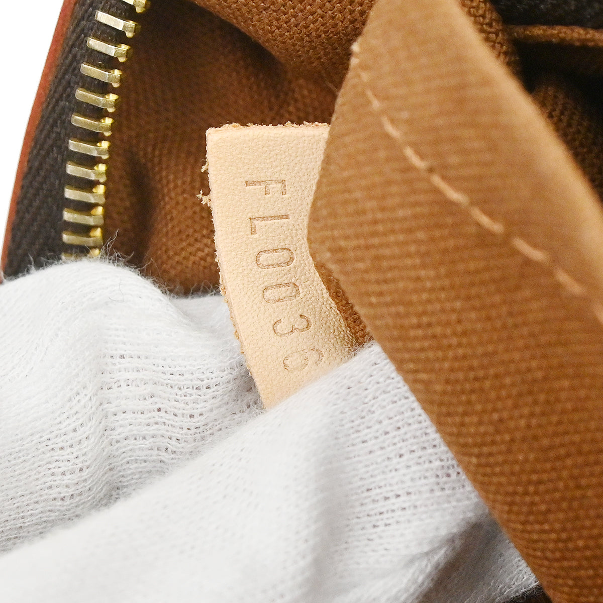 Louis Vuitton 2006 Monogram Tikal GM Hobo Handbag M40077
