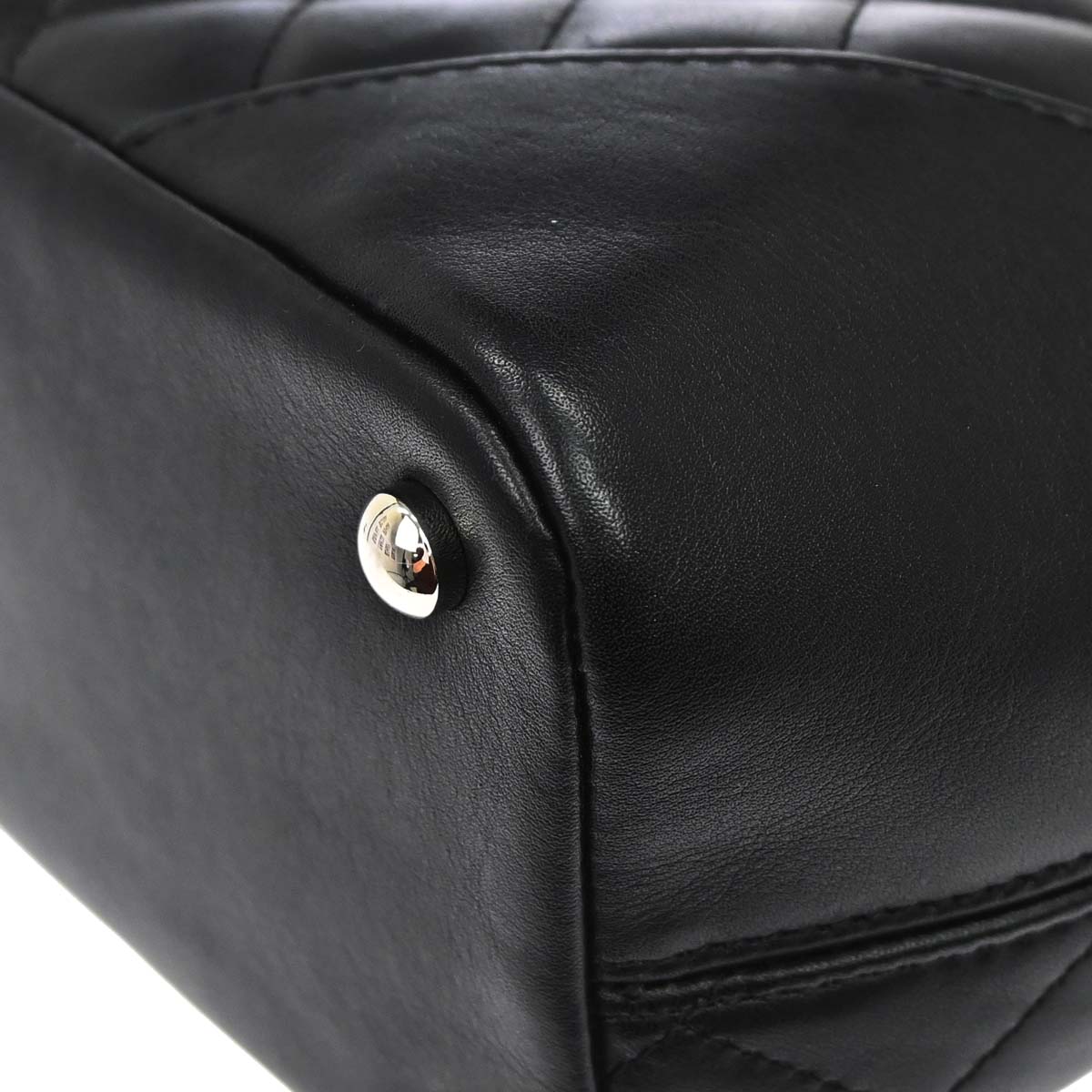 Chanel 2004-2005 Black Calfskin Cambon Ligne Tote Handbag