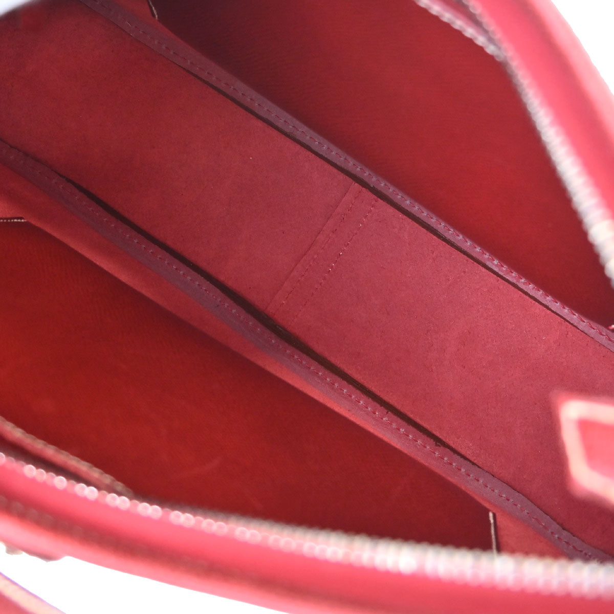 Hermes 2001 Rouge H Lisse Trim 31 Shoulder Bag