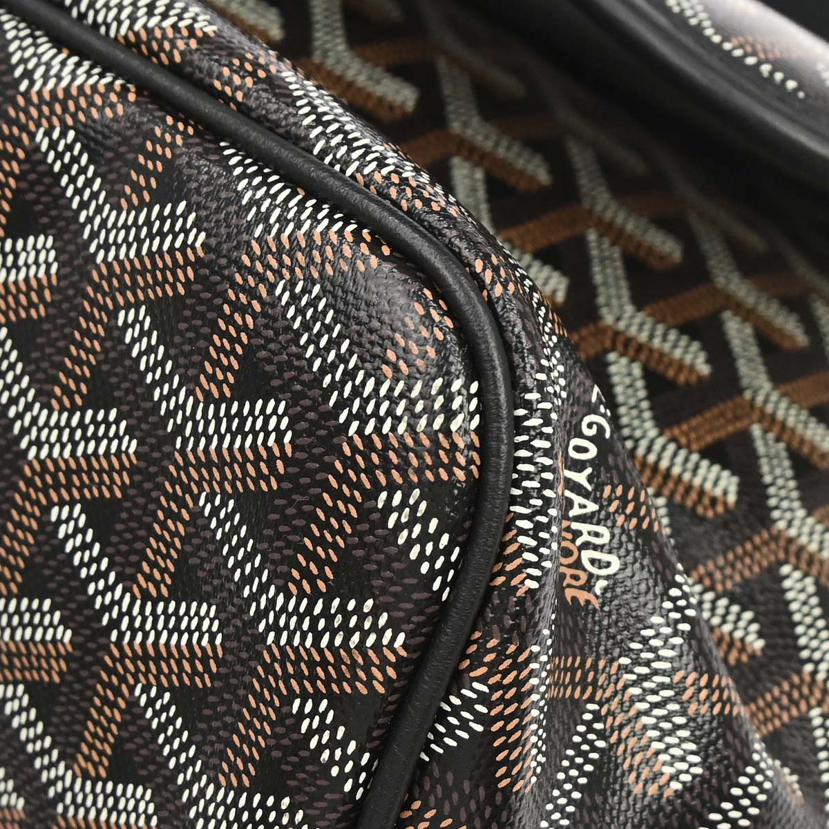 Goyard Black Capetien MM Messenger Shoulder Bag