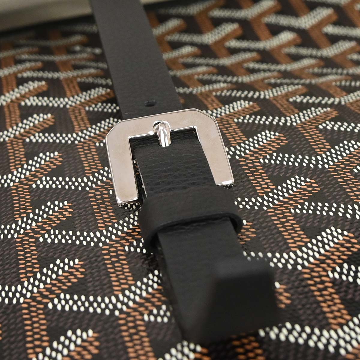Goyard Black Capetien MM Messenger Shoulder Bag