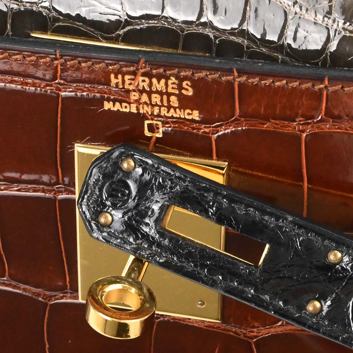 Hermes * Miel Alligator Kelly 32 Sellier Shoulder Handbag