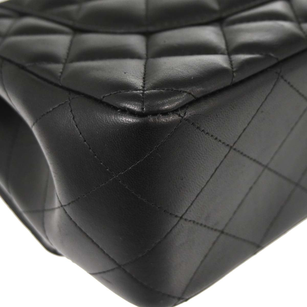 Chanel 2012-2013 Black Lambskin Jumbo Classic Double Flap Shoulder Bag