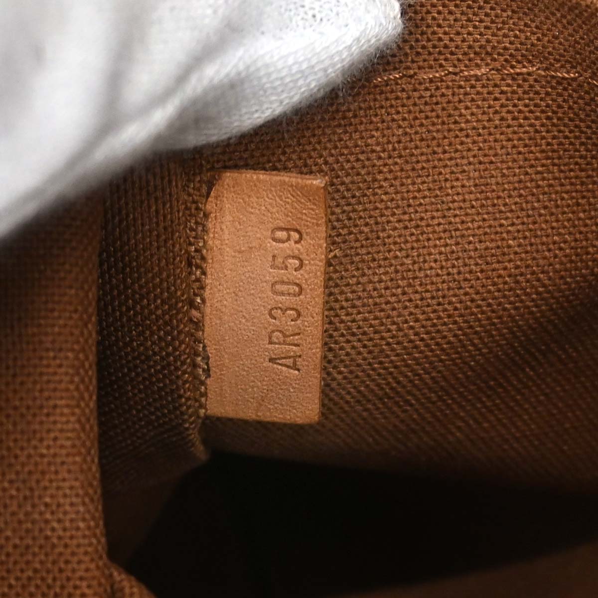 Louis Vuitton Monogram Sporty Beaubourg Gym Bag M97036