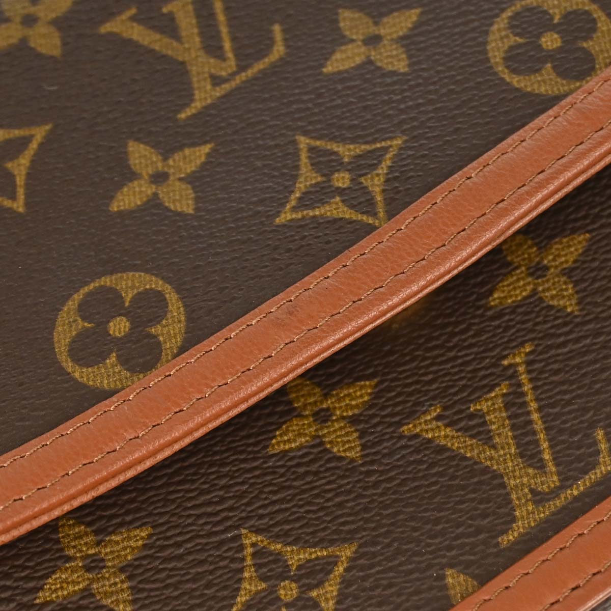Louis Vuitton Monogram Pochette Dame PM Clutch Bag M51812