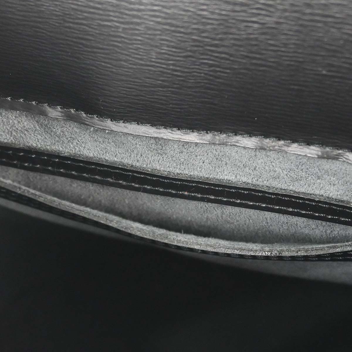 Louis Vuitton Black Epi Cluny Shoulder Bag M52252
