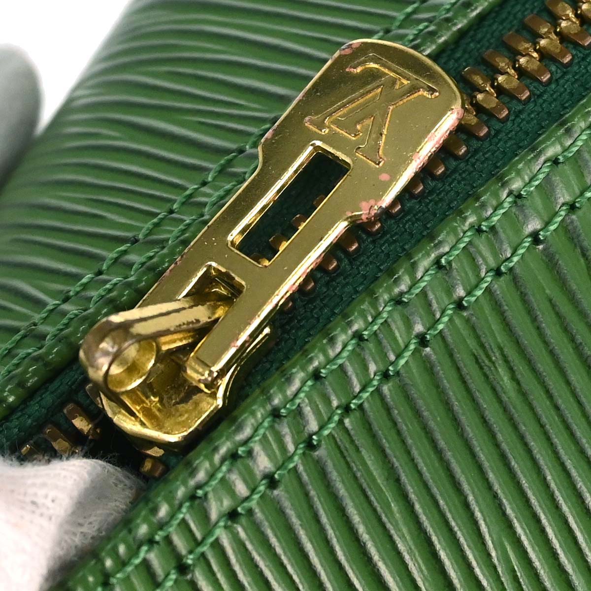 Louis Vuitton 1997 Green Epi Alma Handbag M52144