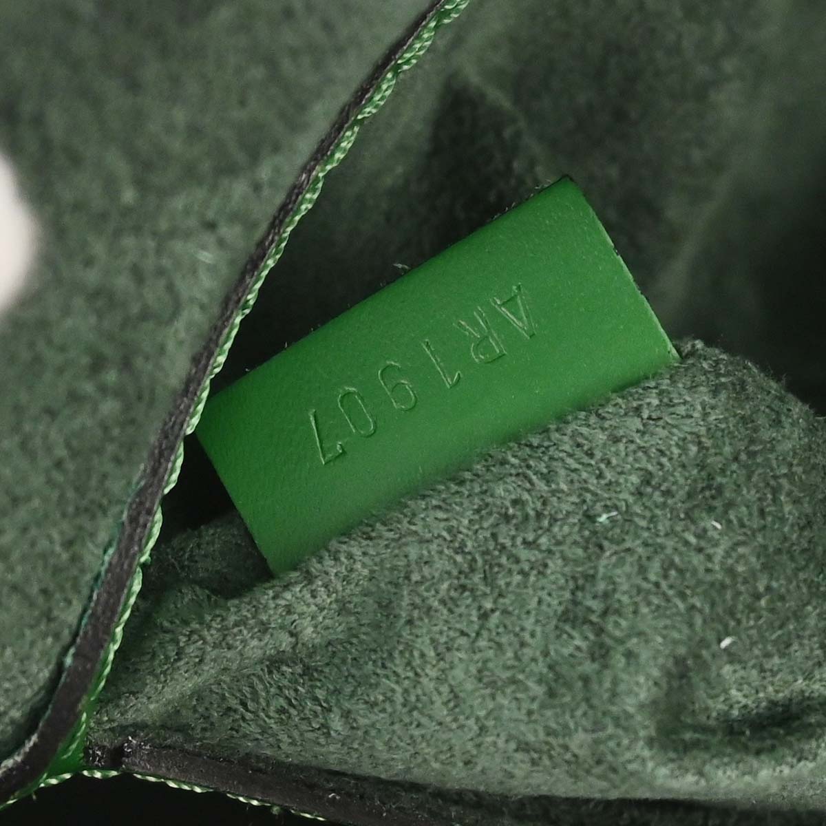Louis Vuitton 1997 Green Epi Alma Handbag M52144