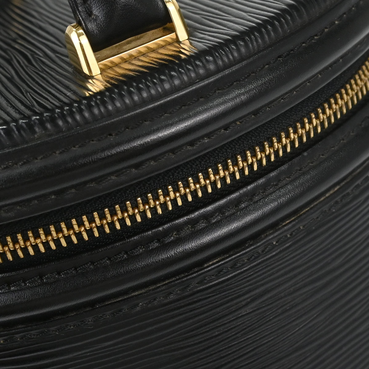 Louis Vuitton Black Epi Cannes Vanity Handbag M48032