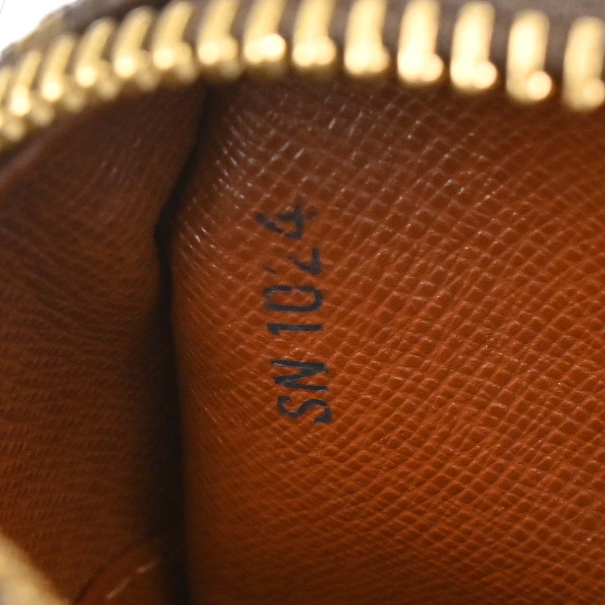 Louis Vuitton Monogram Blois Crossbody Bag M51221