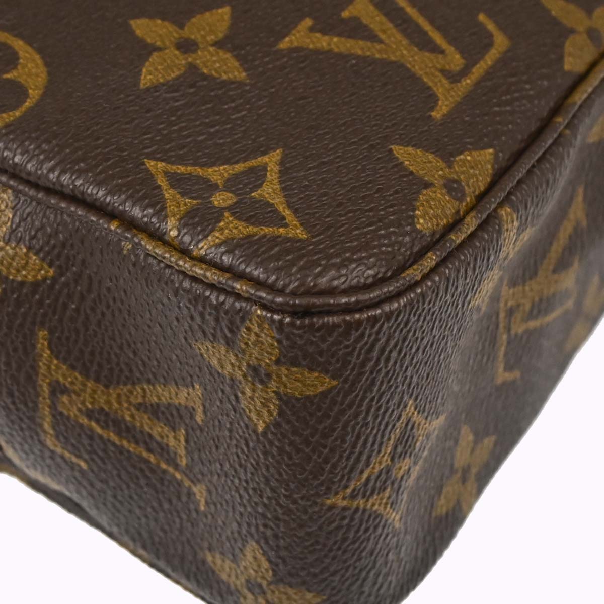 Louis Vuitton Monogram Trousse Toilette 18 Pouch Clutch Bag M47526