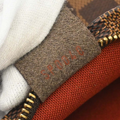 Louis Vuitton Damier Trousse Makeup Handbag N51982