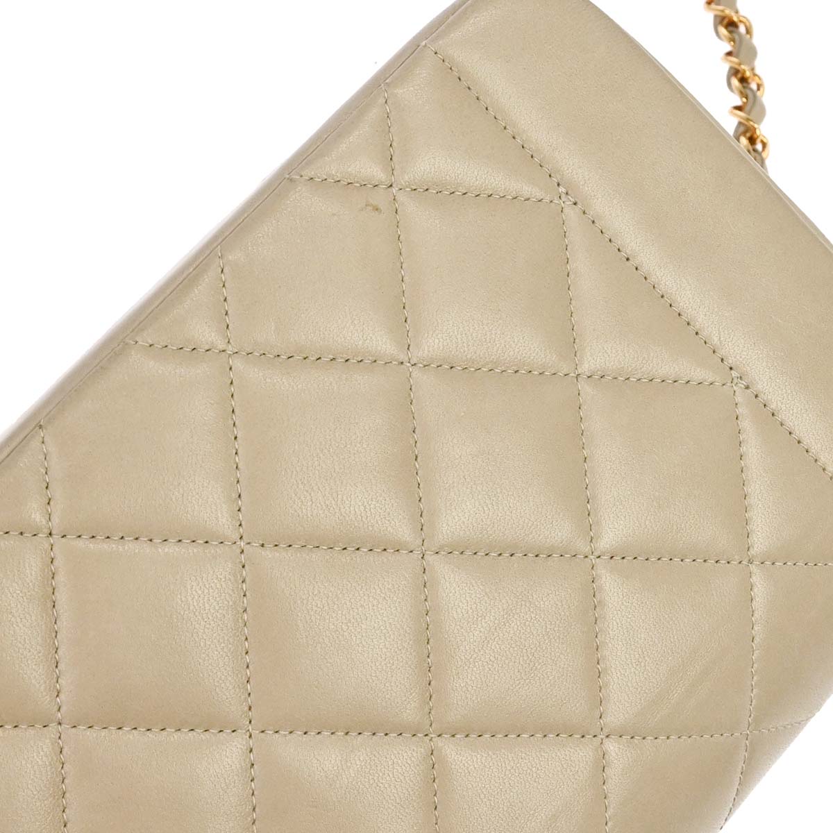 Chanel 1994-1996 Beige Lambskin Small Diana Shoulder Bag