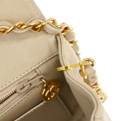 Chanel 1994-1996 Beige Lambskin Small Diana Shoulder Bag