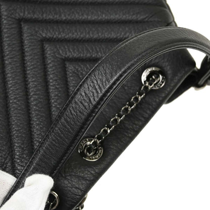Chanel 2017 Black Deerskin Urban Spirit Chevron Drawstring Bucket Tote Handbag
