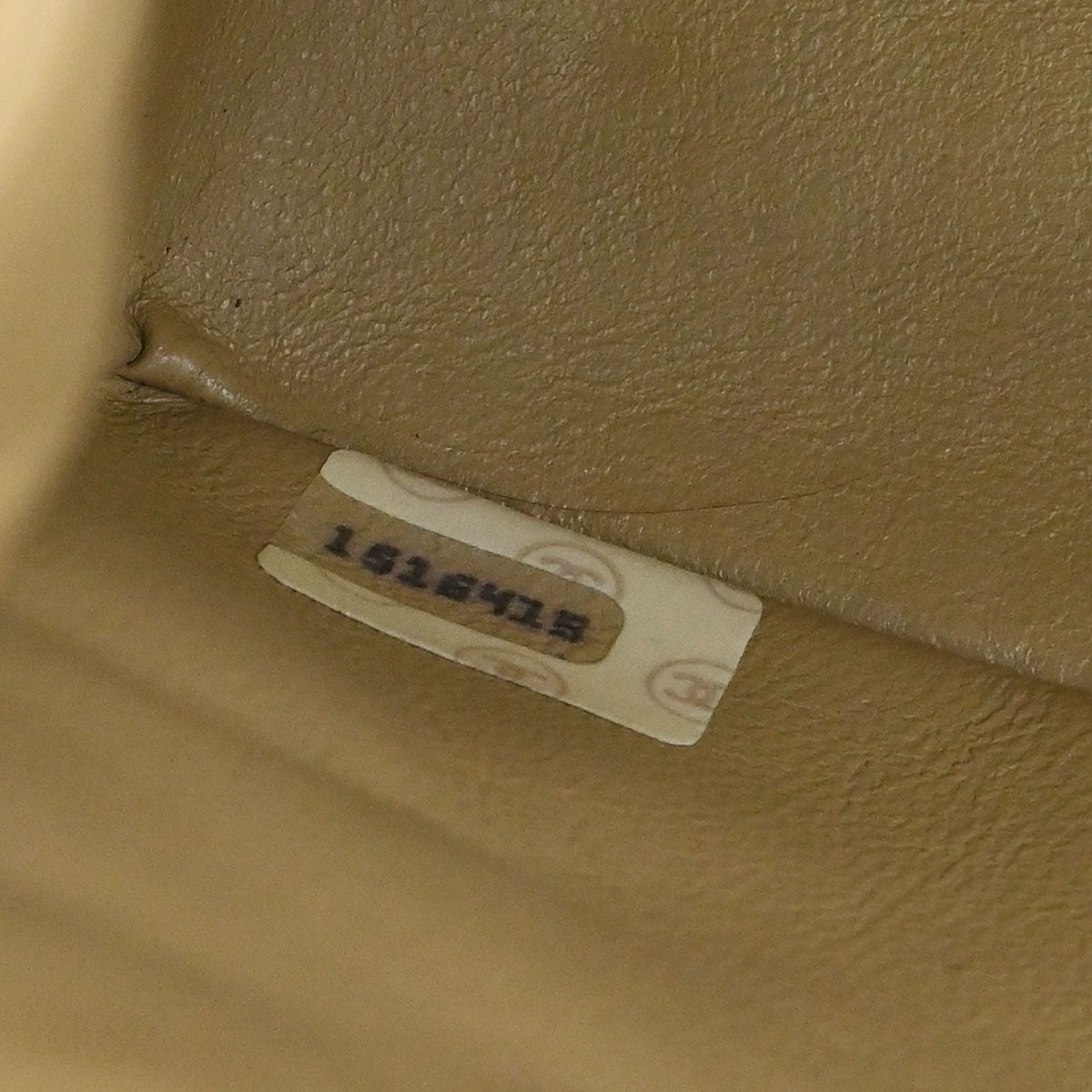 Chanel 1989-1991 Beige Lambskin Shoulder Bag