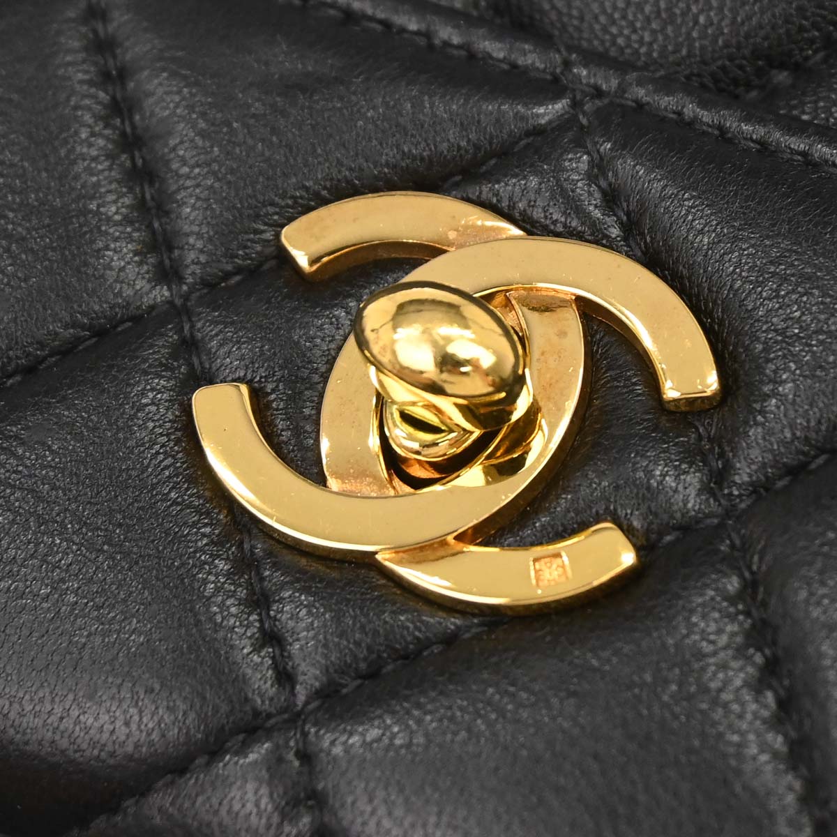 Chanel 1996-1997 Black Lambskin Chain Handbag