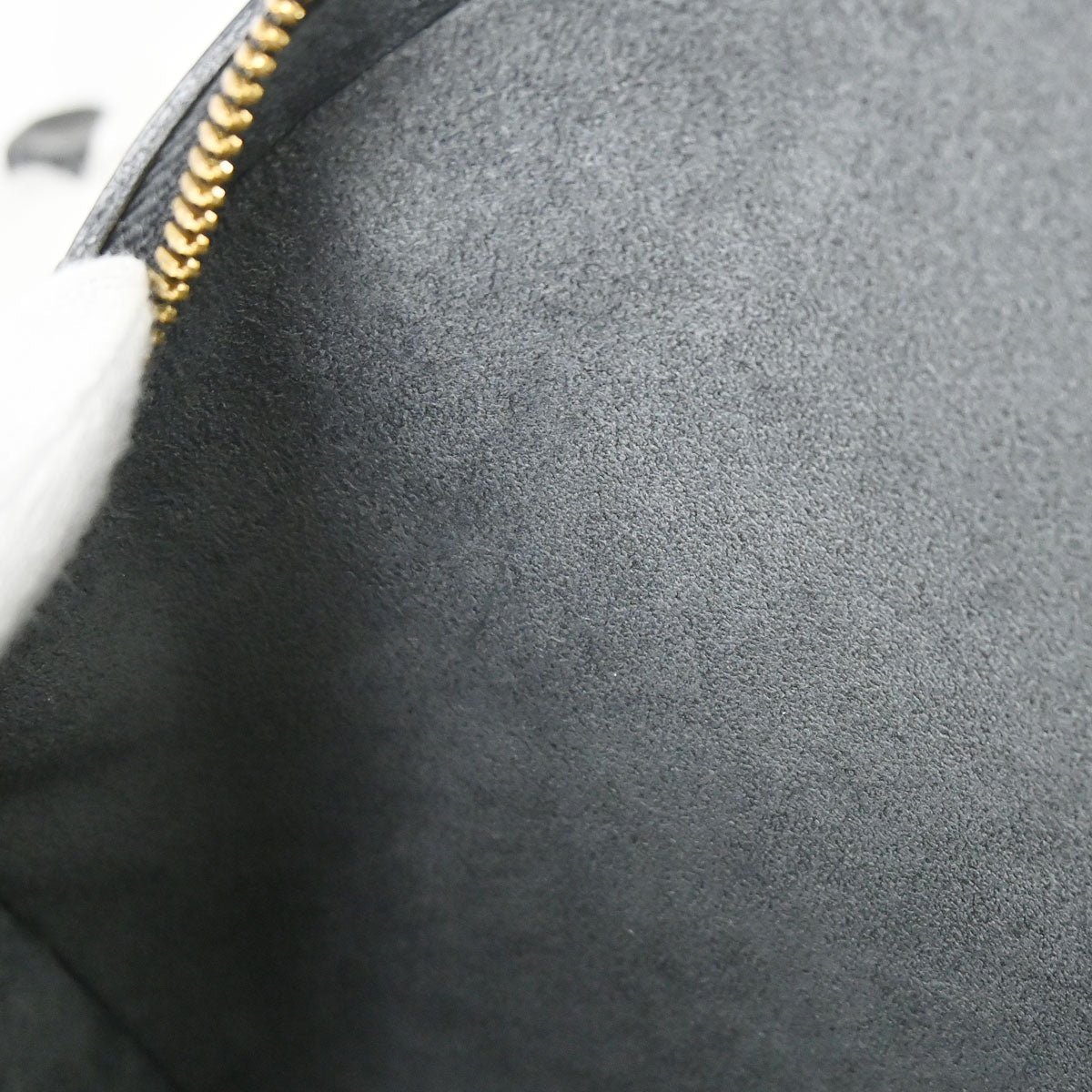 Louis Vuitton 1999 Black Epi Jasmin Handbag M52082